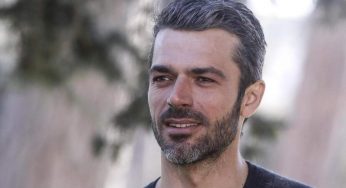“Disarmante”: Luca Argentero con la camicia aperta in spiaggia fa impazzire le fan