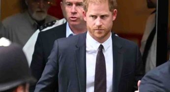 Harry arriva a Londra per il processo contro il Daily Mirror, ma tutti notano un dettaglio clamoroso