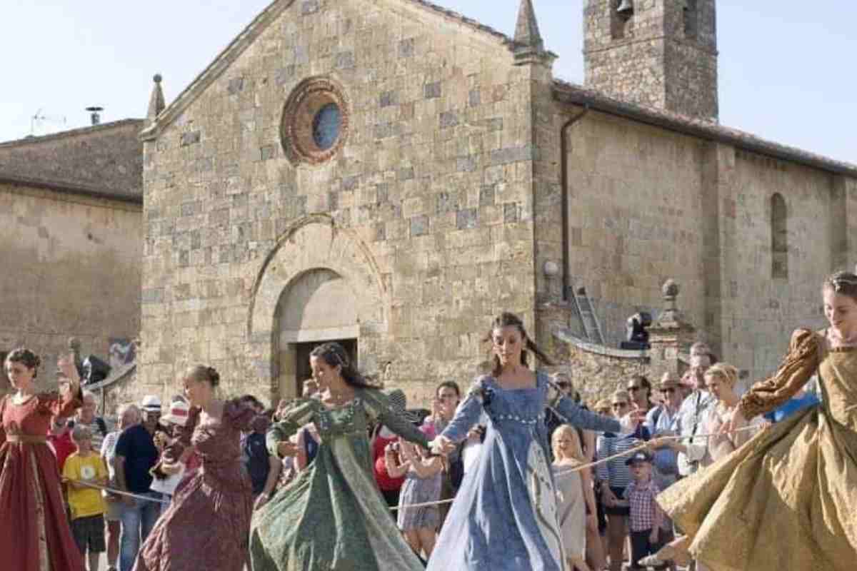 Borgo Medioevo: festa Monteriggioni